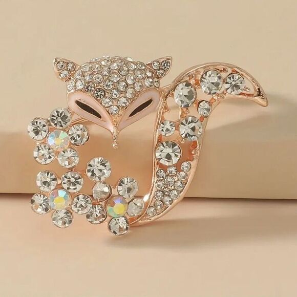 Fox Crystal Brooch Womens Casual Boho Rhinestone Rose Gold Pin Jewelry Accessory - Picture 2 of 5
